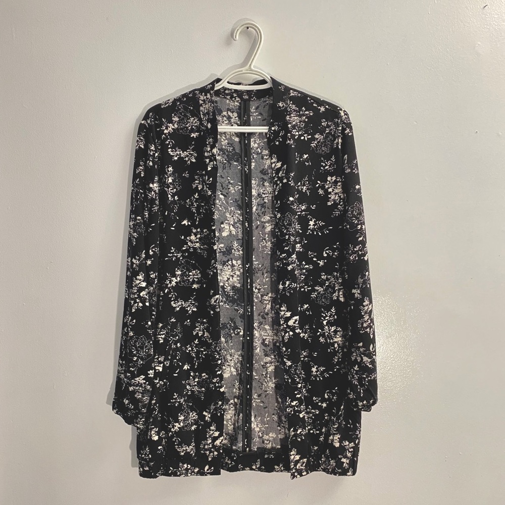Long Patterned Blazer/Cardigan
